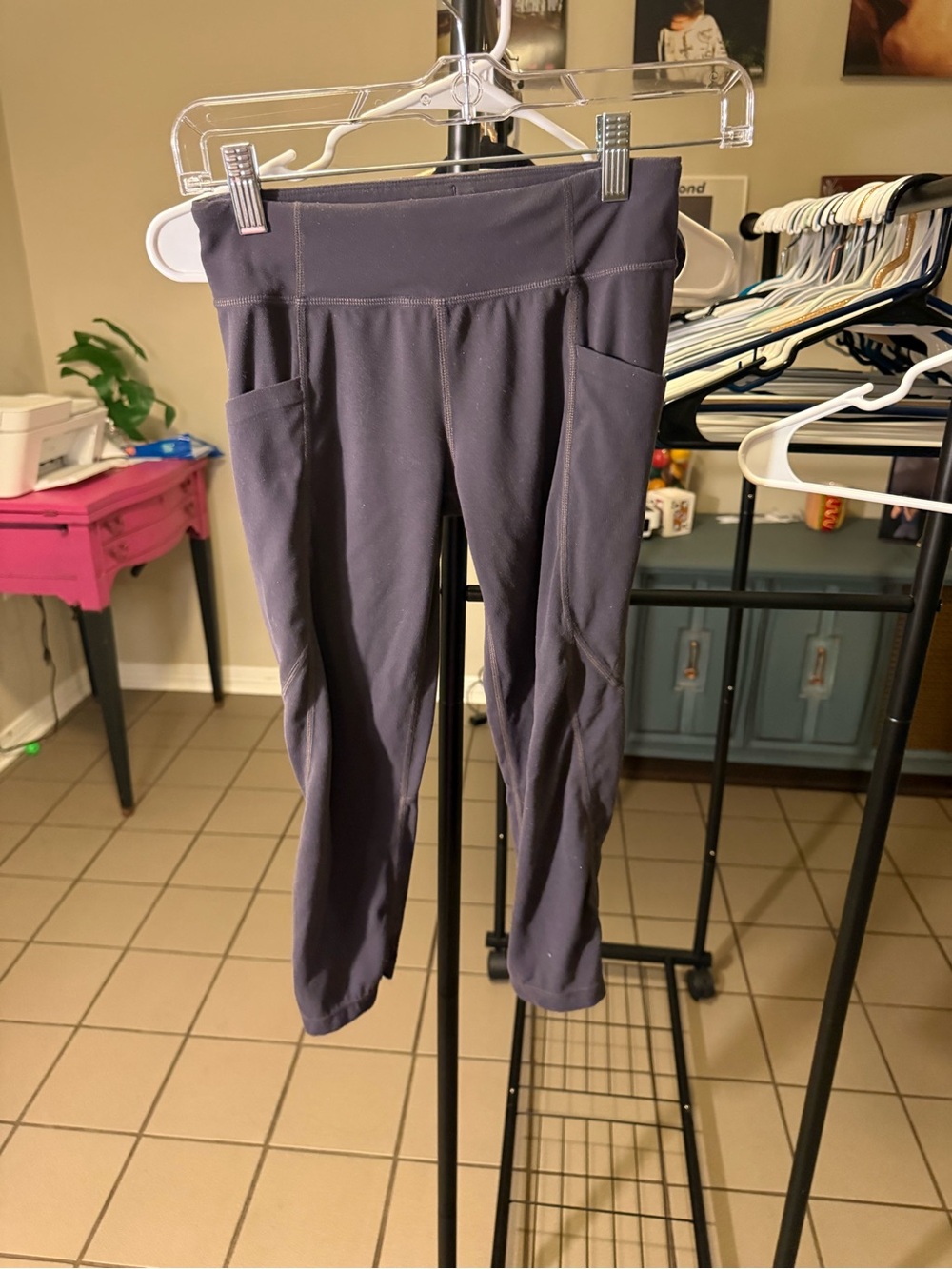 Athleta Girls Dark Gray Leggings with Side Pockets